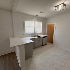Memphis-Kitchen-Makeover-Function-Meets-Style 2