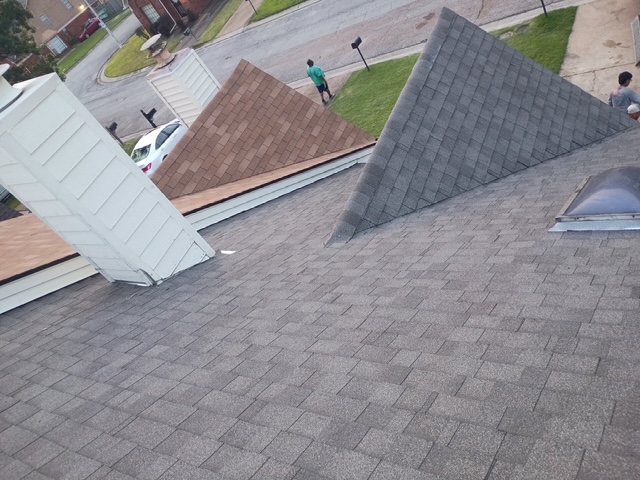 Memphis Roofing Project: Durability Meets Curb Appeal