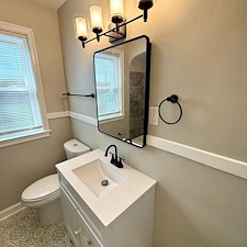 Rent-Ready-Bathroom-Renovation-Upgrade-in-Midtown-Memphis-TN 5