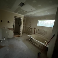 Total-Luxury-Mather-Bathroom-Renovation-in-Olive-Branch-MS 0